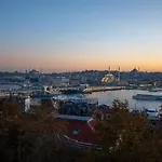 Hotel Art Karakoy