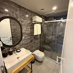 Hotel Art Karakoy