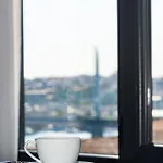 Hotel Art Karakoy *