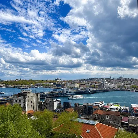Hotel Art Karakoy