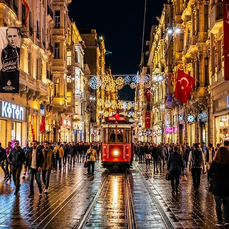 Art Karakoy Hotell