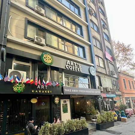 Hotel Art Karakoy *