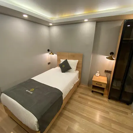 Hotel Art Karakoy *