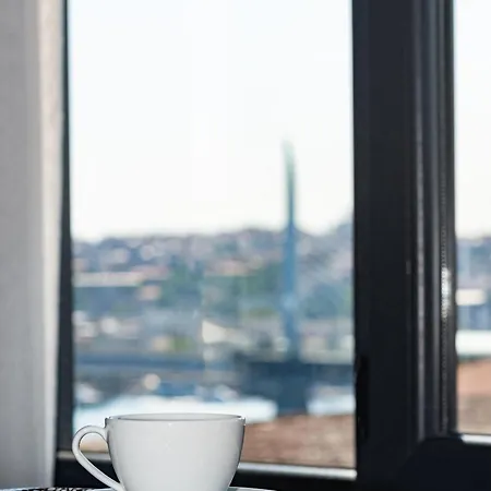 Hotel Art Karakoy *